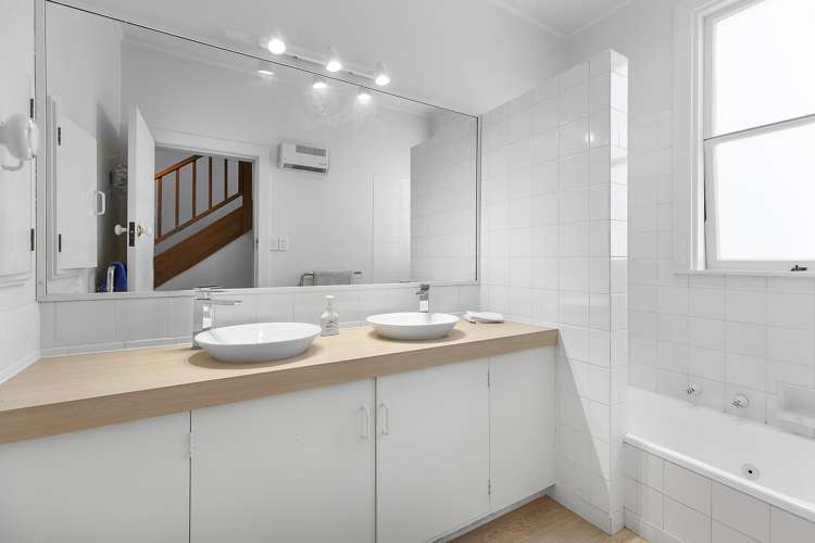 10 Wesley Road Kelburn_21