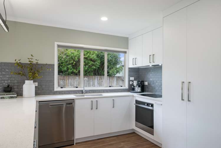 5 Wood Leigh Paraparaumu Beach_5