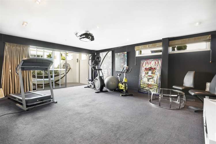 169 Lake Crescent Hamilton Lake_17