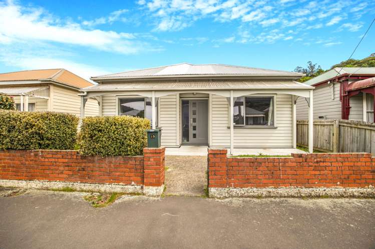 15 Crown Street North East Valley_17