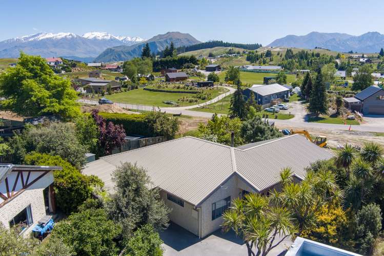 116a Mount Iron Drive Wanaka_24