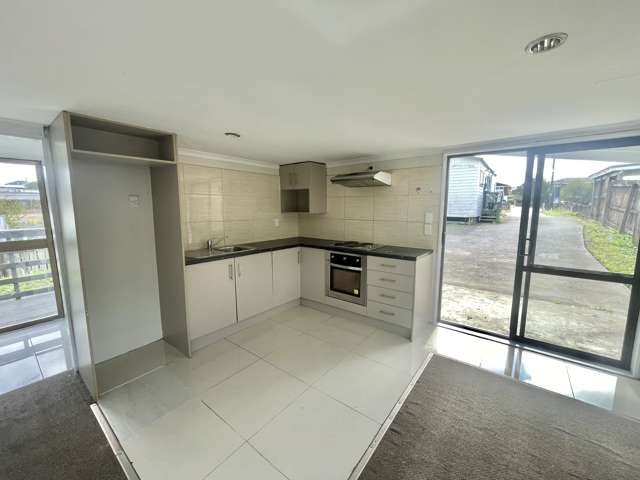 343 Main road Kumeu_1