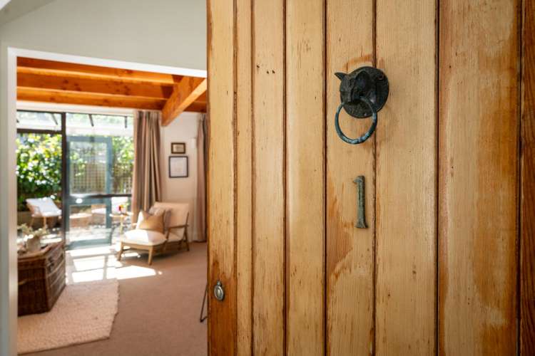 1/80 Hobson Street Thorndon_3