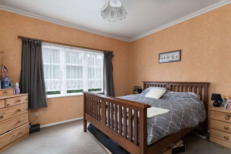 251 High Street Solway_8