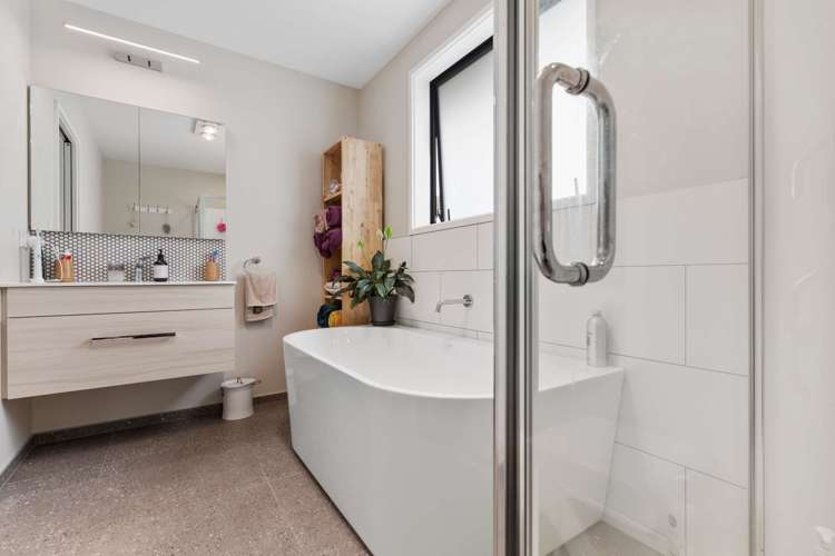 44b Waikite Road Welcome Bay_13