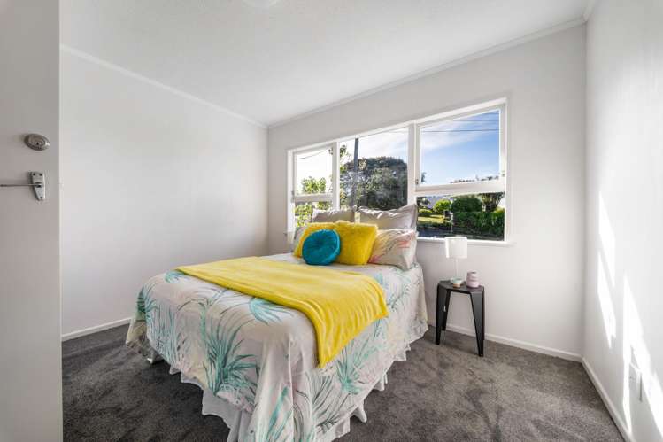 75 Nikau Street New Lynn_10