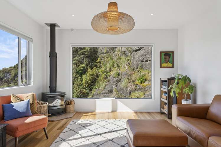 199 Carter Road Oratia_5