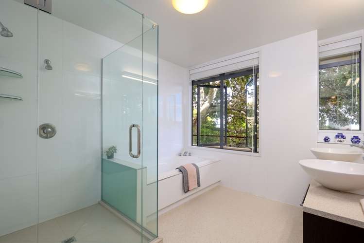 28 The Cliffs Britannia Heights_10