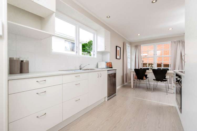 58 Grand Drive Remuera_11