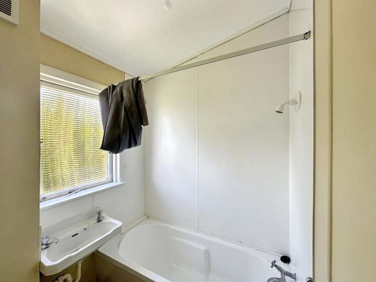 9 Kotare Street 1194_12