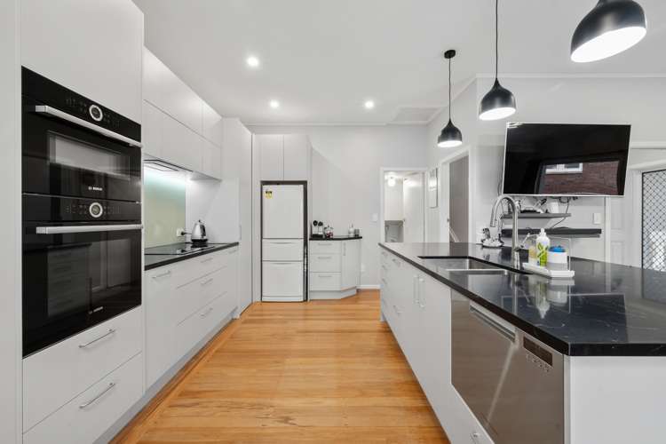 12 Gerwyn Place Pakuranga Heights_5