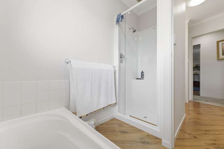 7 Burnt Oak Drive Pyes Pa_16