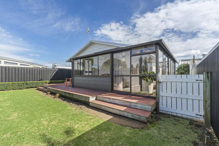 45 Tukapa Street Westown_24