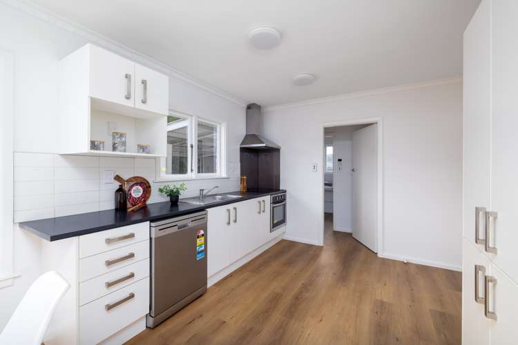 101 Marlow Road Aranui_7