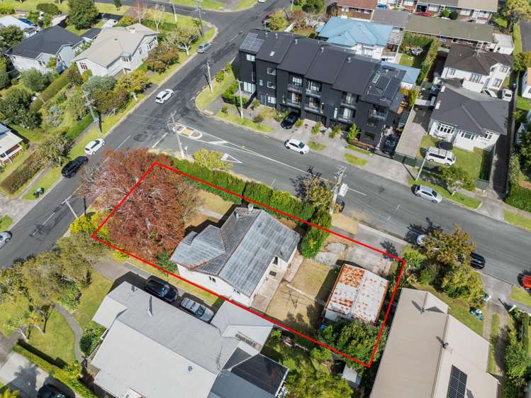 36 Seaview Terrace Mt Albert_16