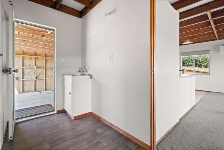 21 Whitecaps Place Hihi_17