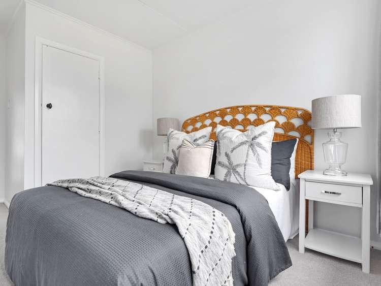 15 Odette St Bader_17