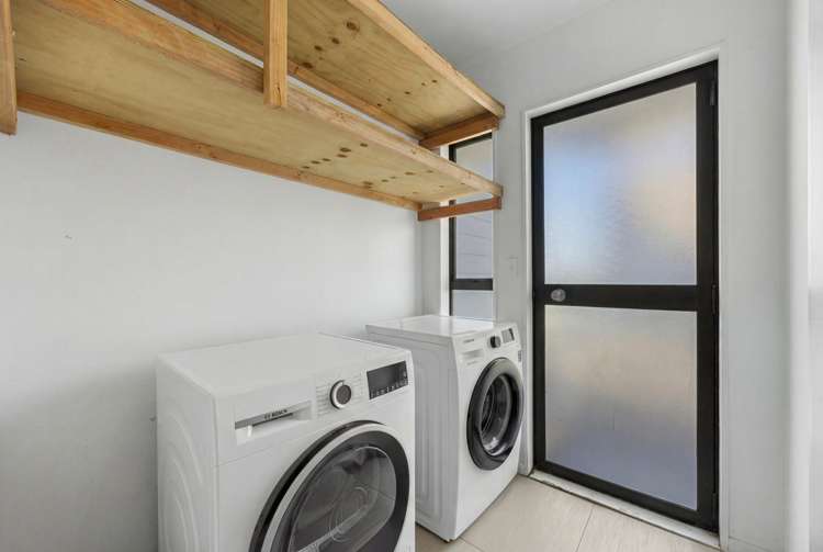 49 Gosford Drive Botany Downs_12