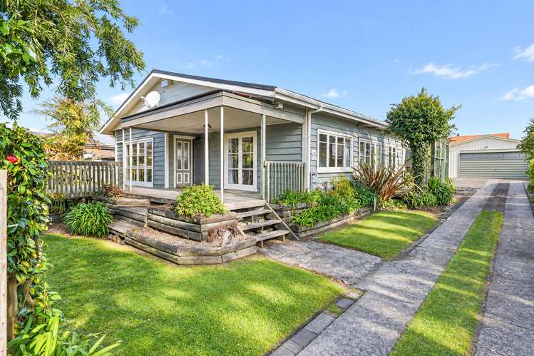 12 Devon Street Glenholme_0