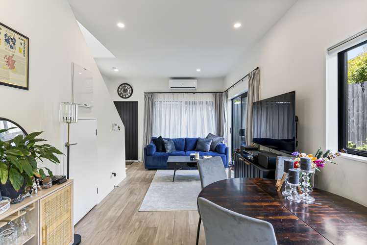 8c Edgar Pearce Place Howick_7