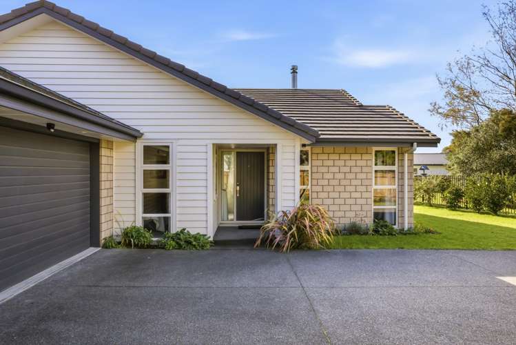 32 and 34 Ngahana Place Turangi_3