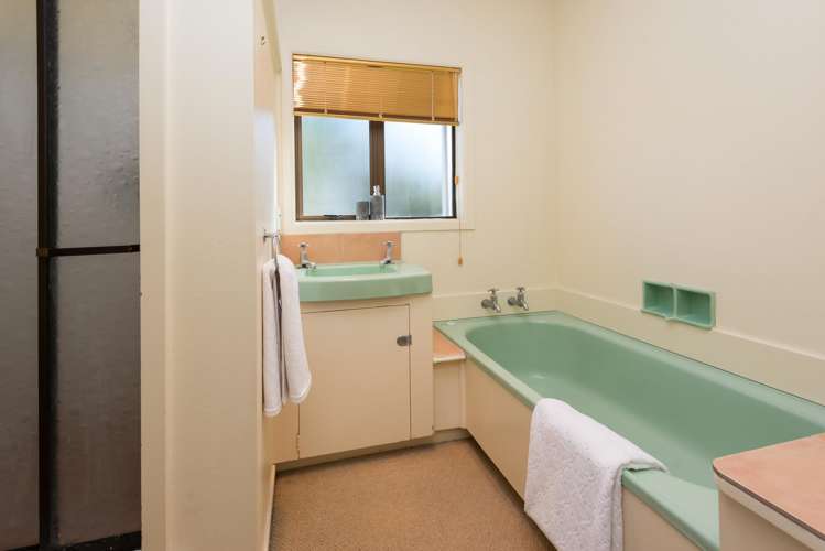 58 Marine Parade Mellons Bay_15