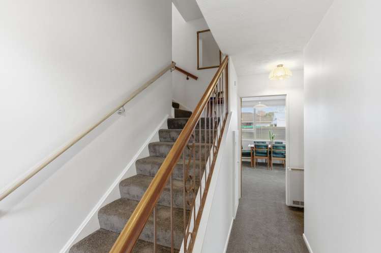 2/1 Karnak Crescent Avonhead_17