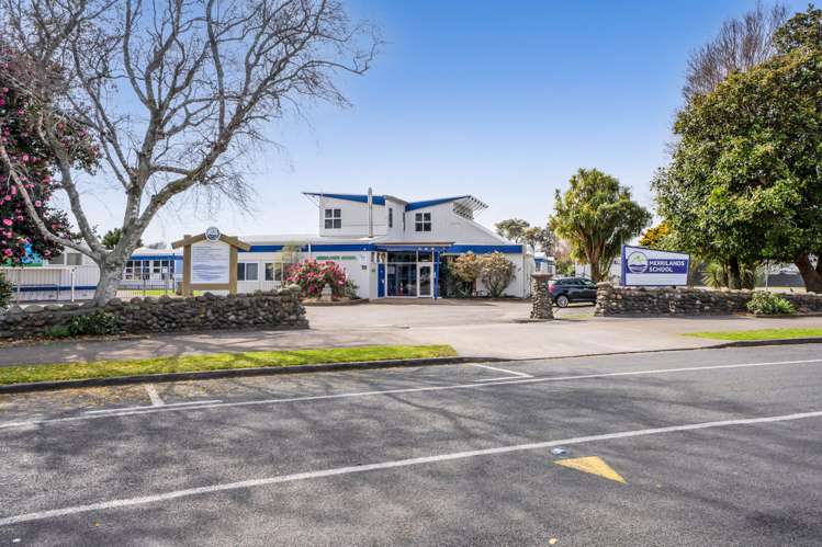 12 Miro Street Merrilands_19