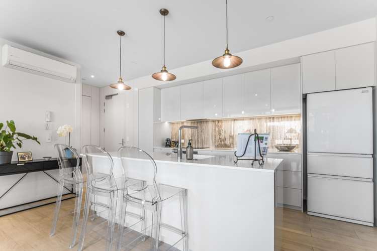 202/223D Green Lane West Epsom_9