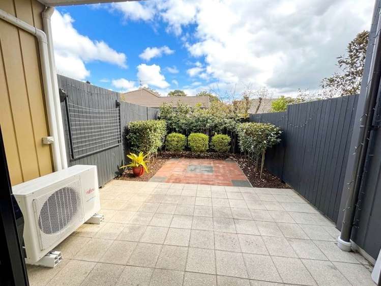 5/47A Huntington Drive_0