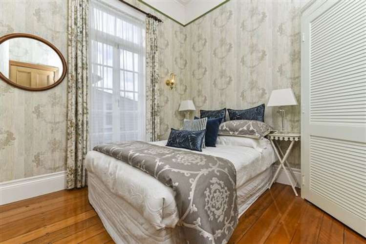 12 Russell Street Stanley Point_11