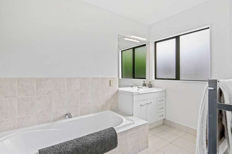 184b Whangaparaoa Road Red Beach_16