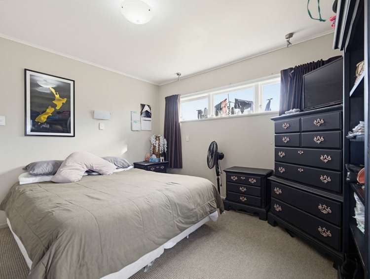 3 Joanna Place Deanwell_16