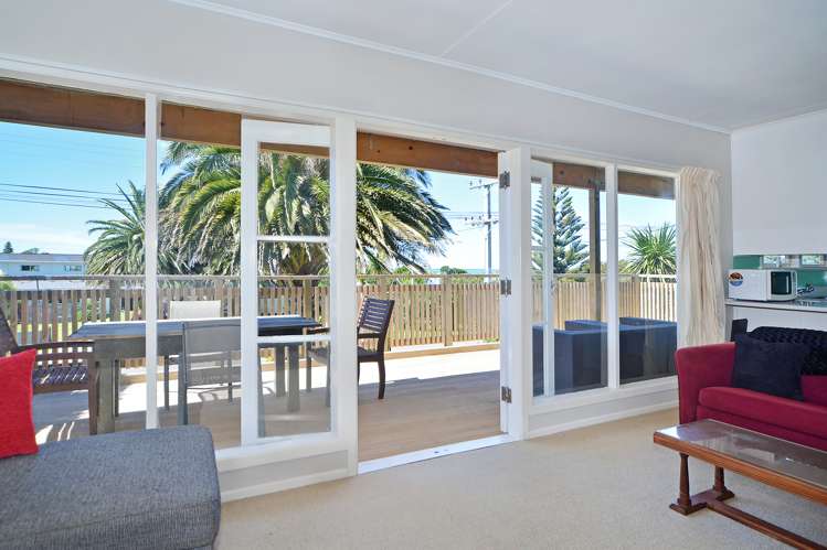 28 Pinedale Crescent Riversdale Beach_4