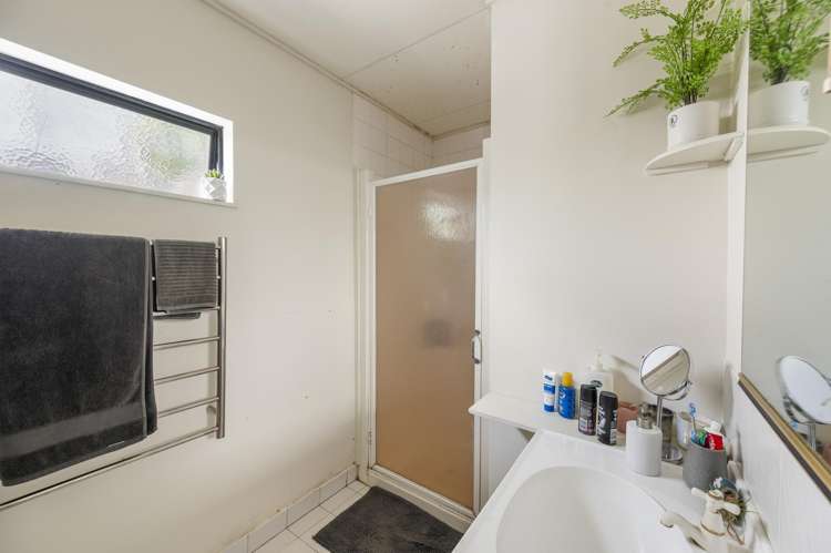 9 Poaka Place Taradale_16