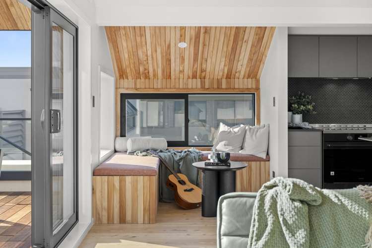 56B Marine Parade Mt Maunganui_12