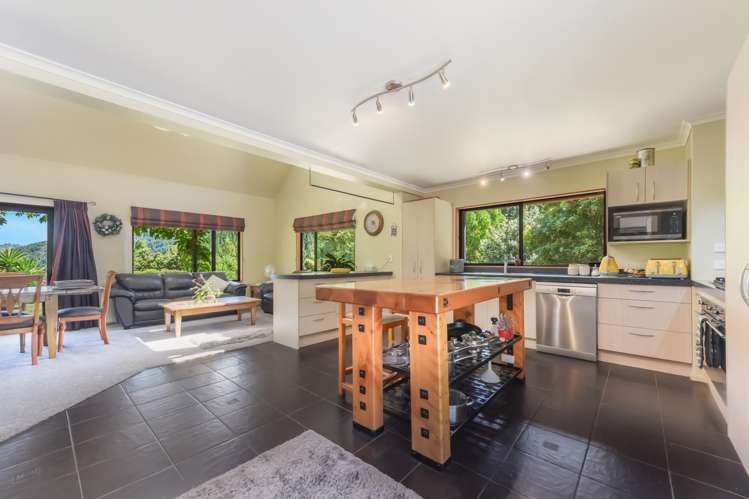 11 Mead Road Brightwater_6