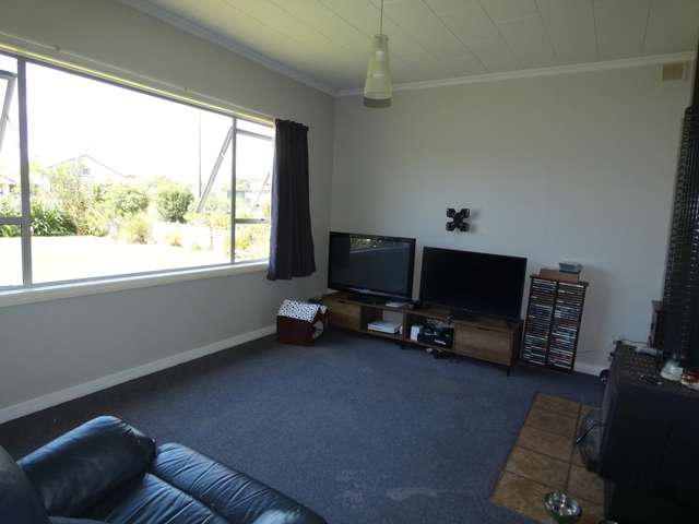 191 Stafford Street Hokitika_1