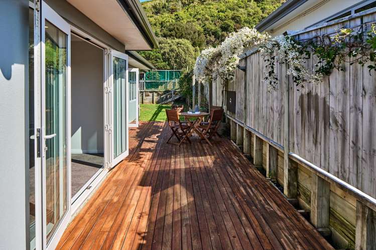 89 Downing Street Crofton Downs_22