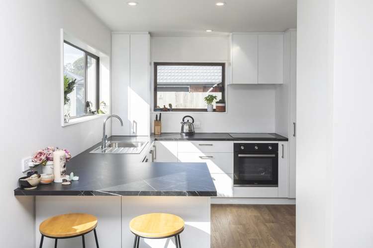 2/68 Ottawa Road Wainoni_14