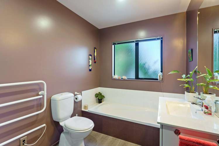 148 Field Way Waikanae Beach_23