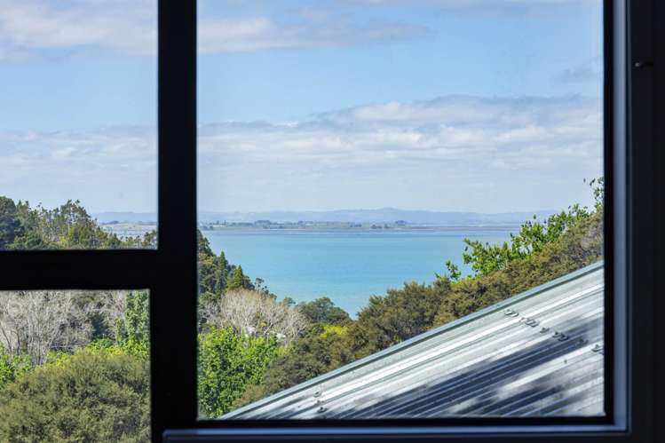 692 South Titirangi Road Titirangi_11