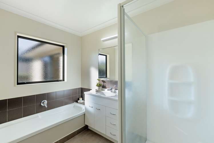 41 Glenmonarch Place Pyes Pa_10