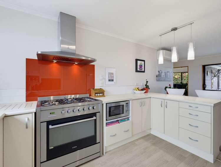16 Chattertons Road_5