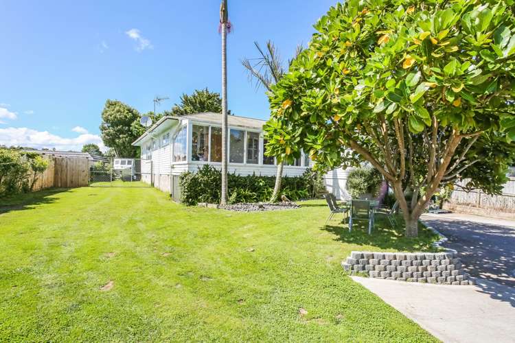 48 Clark Road Pahurehure_24