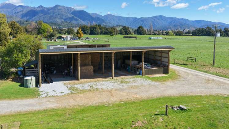 574 East Takaka Road East Takaka_15