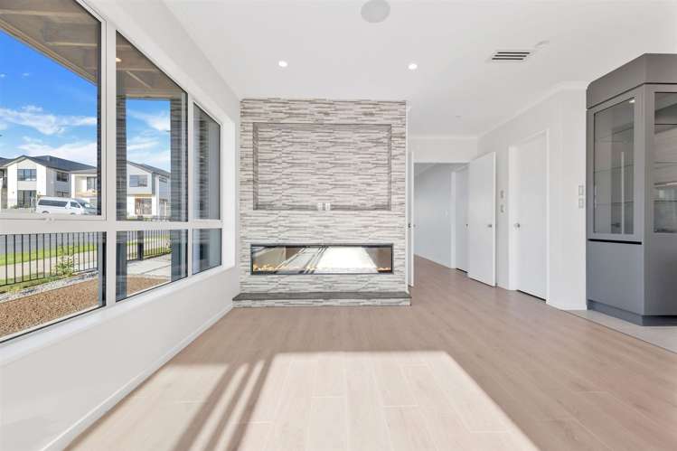 8 Uru Drive Flat Bush_4