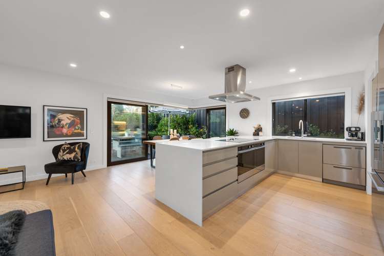 5 Tomonga Way Bucklands Beach_8