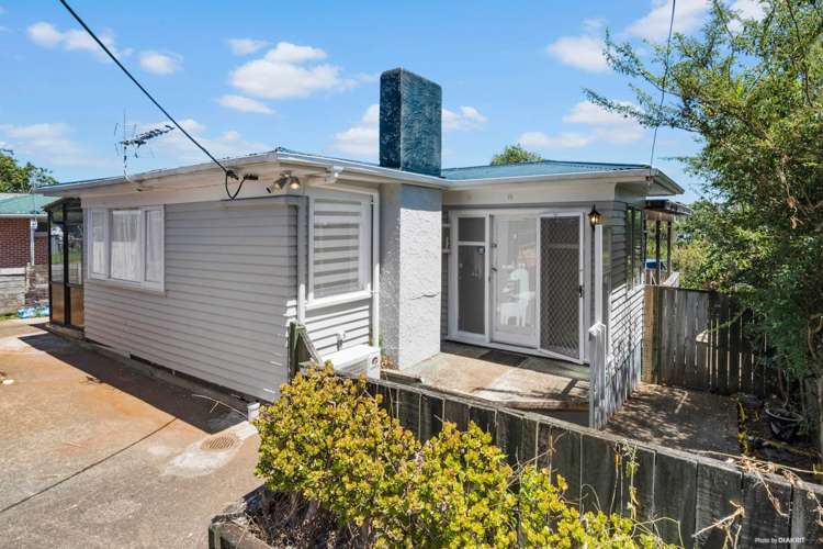 20 Archibald Road Kelston_6