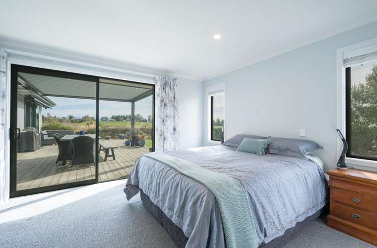 6 Karamu Lane Redwood Valley_22